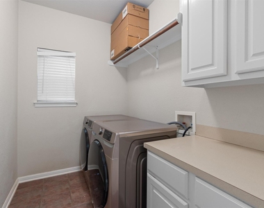 16004 Double Eagle Dr - Photo Thumbnail 27