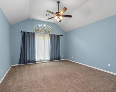 16004 Double Eagle Dr - Photo Thumbnail 17