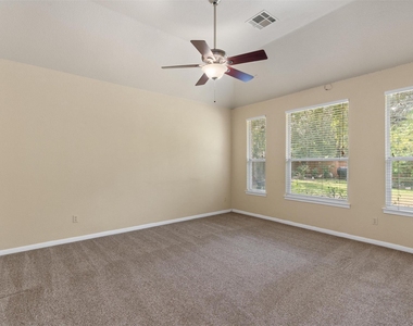 16004 Double Eagle Dr - Photo Thumbnail 15