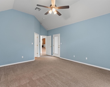 16004 Double Eagle Dr - Photo Thumbnail 18