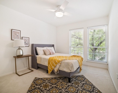 1702 Crested Butte Dr - Photo Thumbnail 9