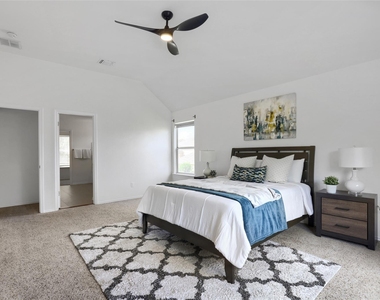 2302 Kristen Ln - Photo Thumbnail 12