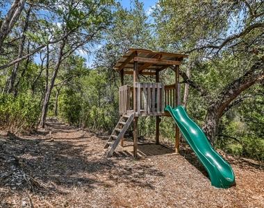 1626 Westlake Dr - Photo Thumbnail 15