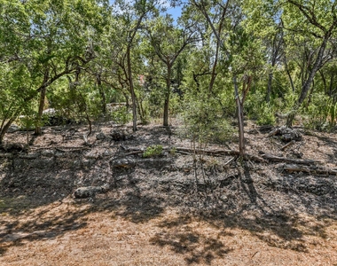 1626 Westlake Dr - Photo Thumbnail 16