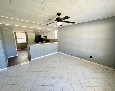2745 Maple Tree Rd - Photo Thumbnail 9