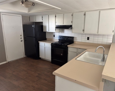 2745 Maple Tree Rd - Photo Thumbnail 13