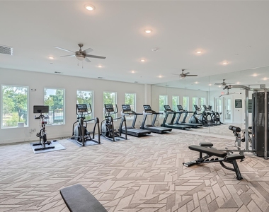 4802 S Congress Ave - Photo Thumbnail 10