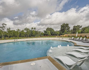 4802 S Congress Ave - Photo Thumbnail 1