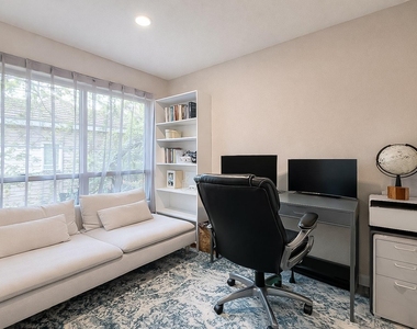 4159 Steck Ave - Photo Thumbnail 10