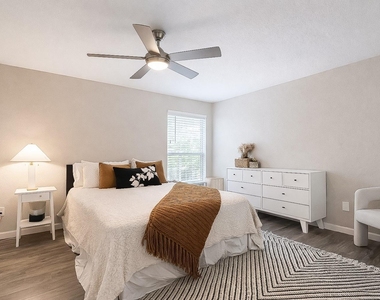 4159 Steck Ave - Photo Thumbnail 15