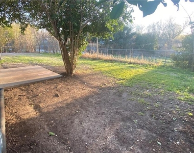 209 Schirra Pl - Photo Thumbnail 14