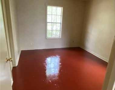 209 Schirra Pl - Photo Thumbnail 6