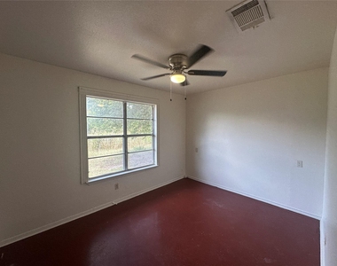 209 Schirra Pl - Photo Thumbnail 9
