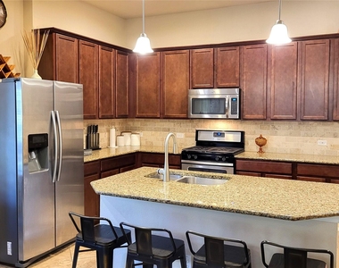 413 Anacua Loop - Photo Thumbnail 7