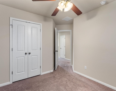 4606 Graceful Ln - Photo Thumbnail 19