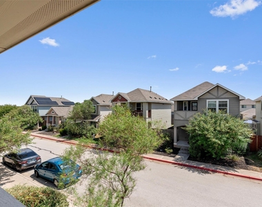 4606 Graceful Ln - Photo Thumbnail 17