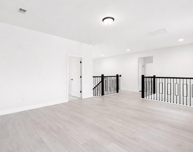 6401 Velvet Leaf Ln - Photo Thumbnail 27