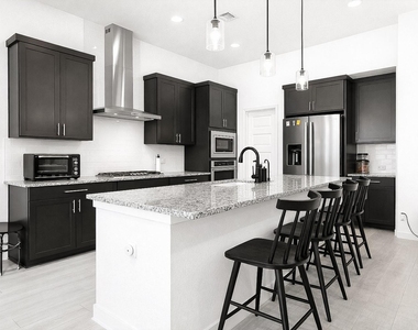 6401 Velvet Leaf Ln - Photo Thumbnail 18