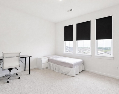 6401 Velvet Leaf Ln - Photo Thumbnail 31