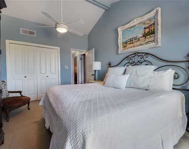 239 Venture Blvd S - Photo Thumbnail 25