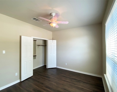 2009 Mary Ella Dr - Photo Thumbnail 26