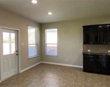 2009 Mary Ella Dr - Photo Thumbnail 7