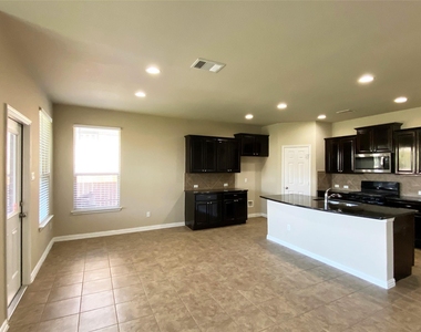 2009 Mary Ella Dr - Photo Thumbnail 4