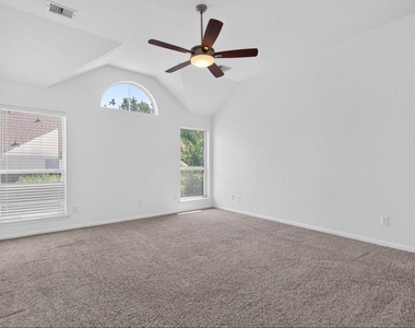 1402 Club Chase Dr - Photo Thumbnail 14