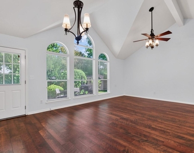 1402 Club Chase Dr - Photo Thumbnail 5