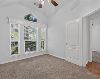 1402 Club Chase Dr - Photo Thumbnail 13