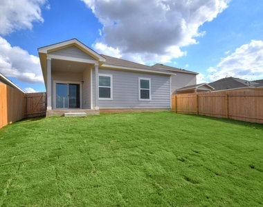 19400 Caymus Dr - Photo Thumbnail 23