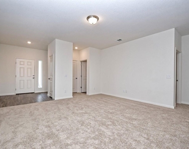 19400 Caymus Dr - Photo Thumbnail 12