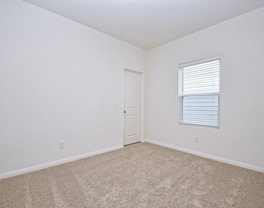19400 Caymus Dr - Photo Thumbnail 16