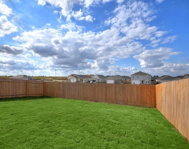 19400 Caymus Dr - Photo Thumbnail 21