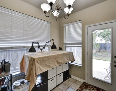 1720 Lynnville Trl - Photo Thumbnail 16