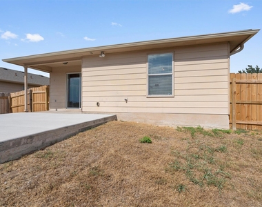 9009 Southwick Dr - Photo Thumbnail 25