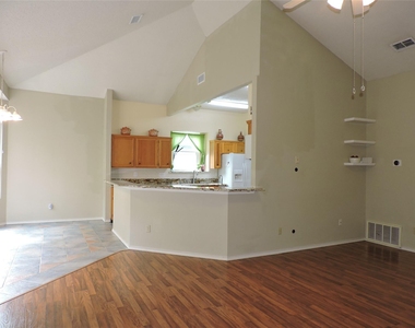 12609 Deer Falls Dr - Photo Thumbnail 8