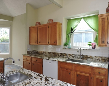 12609 Deer Falls Dr - Photo Thumbnail 14