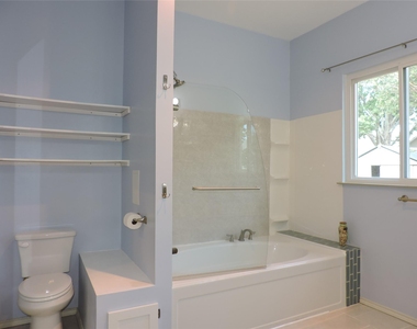 12609 Deer Falls Dr - Photo Thumbnail 19