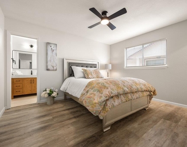 7611 Navarro Pl - Photo Thumbnail 13