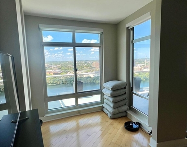 603 Davis St - Photo Thumbnail 5