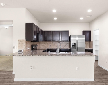 210 Garcitas Creek Ln - Photo Thumbnail 8