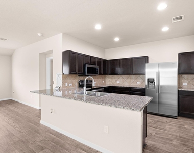 210 Garcitas Creek Ln - Photo Thumbnail 6