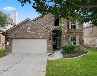 344 Atlanta Park Dr - Photo Thumbnail 2