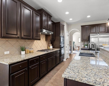 344 Atlanta Park Dr - Photo Thumbnail 14