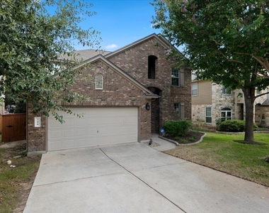 344 Atlanta Park Dr - Photo Thumbnail 3