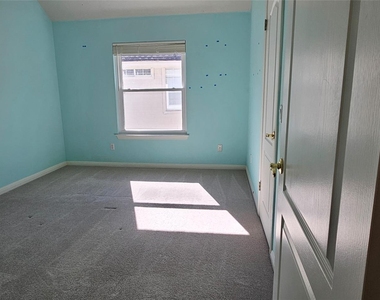 9540 Aire Libre Dr - Photo Thumbnail 31