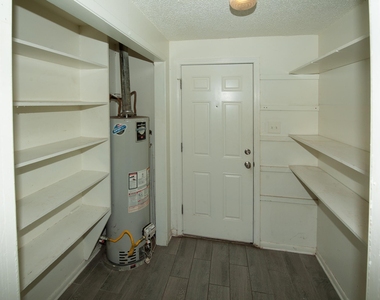 7303 Grand Canyon Drive Rd - Photo Thumbnail 10