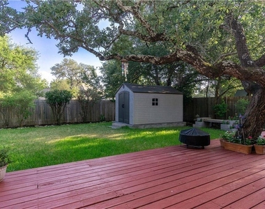 5701 Gorham Glen Ln - Photo Thumbnail 20