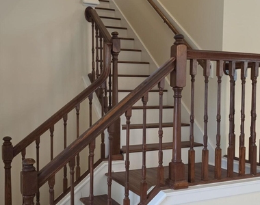 2919 Bent Bow Lane - Photo Thumbnail 10